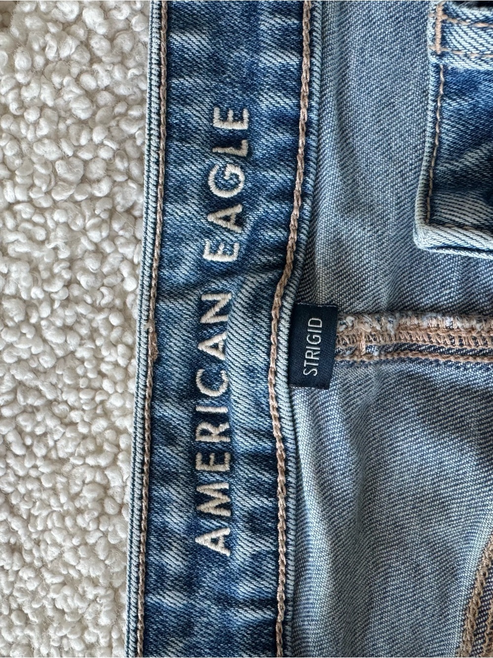 American Eagle Outfitters Light Blue Distressed Straight Leg Jeans - Picture 4 of 5